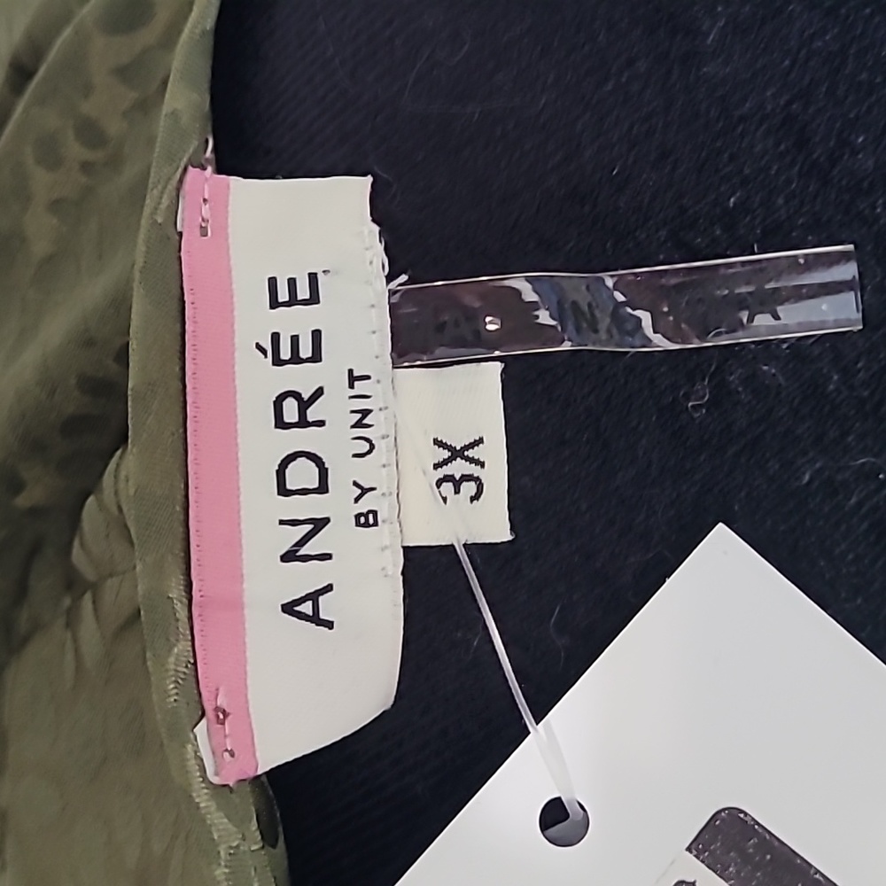 Andree by Unit Olive Leopard Ruffle Blouse - Picture 5 of 6
